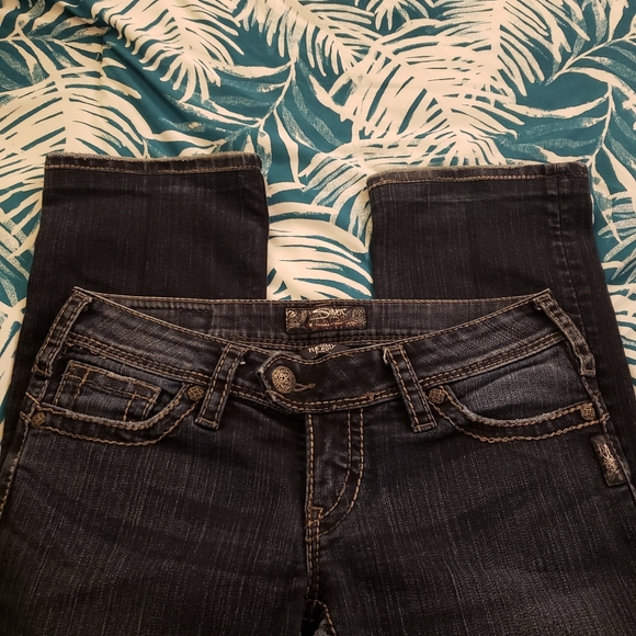 Sliver Tuesday Jeans - Picture 2 of 6